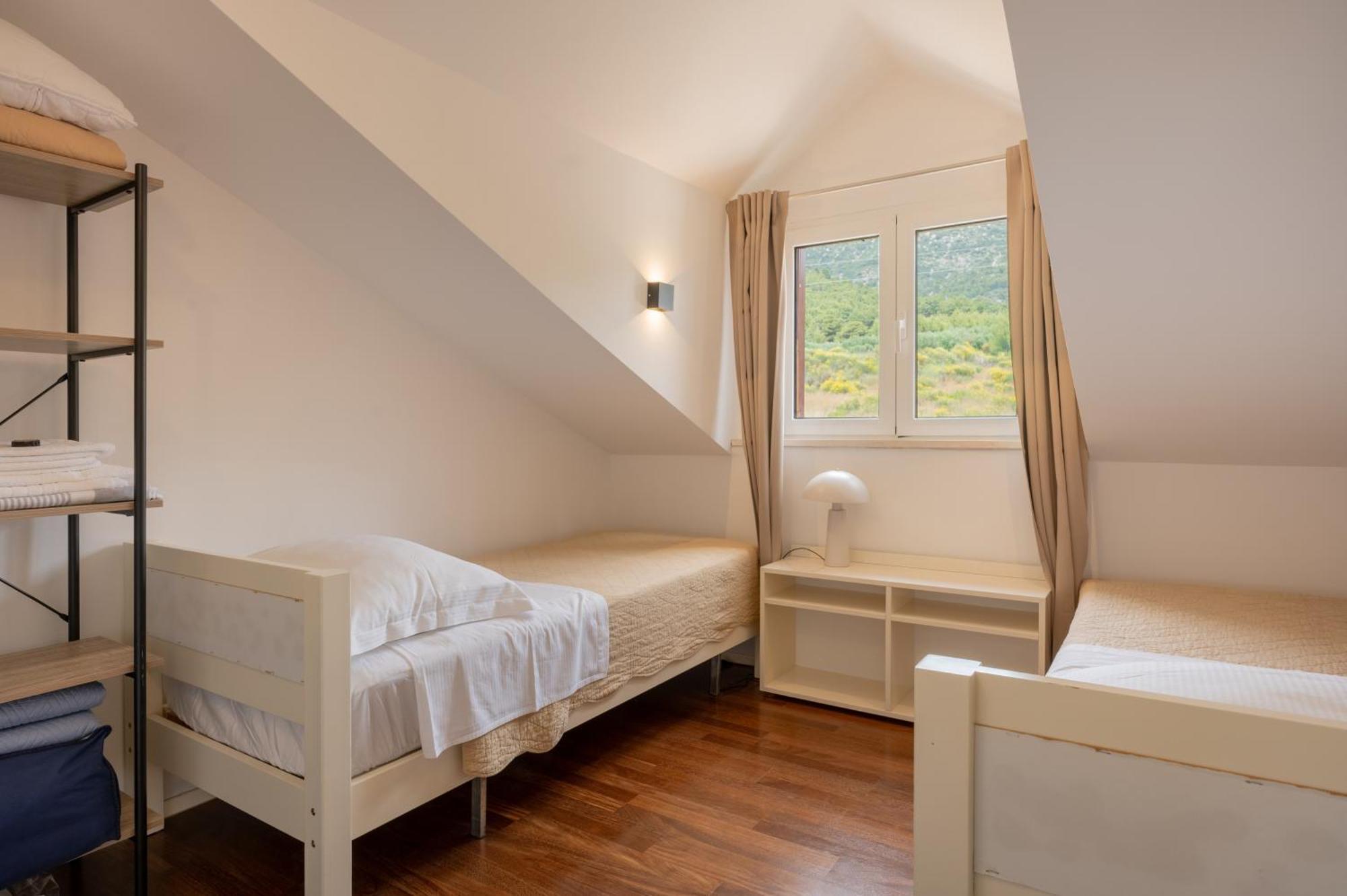 Villas Sole Бол Екстериор снимка