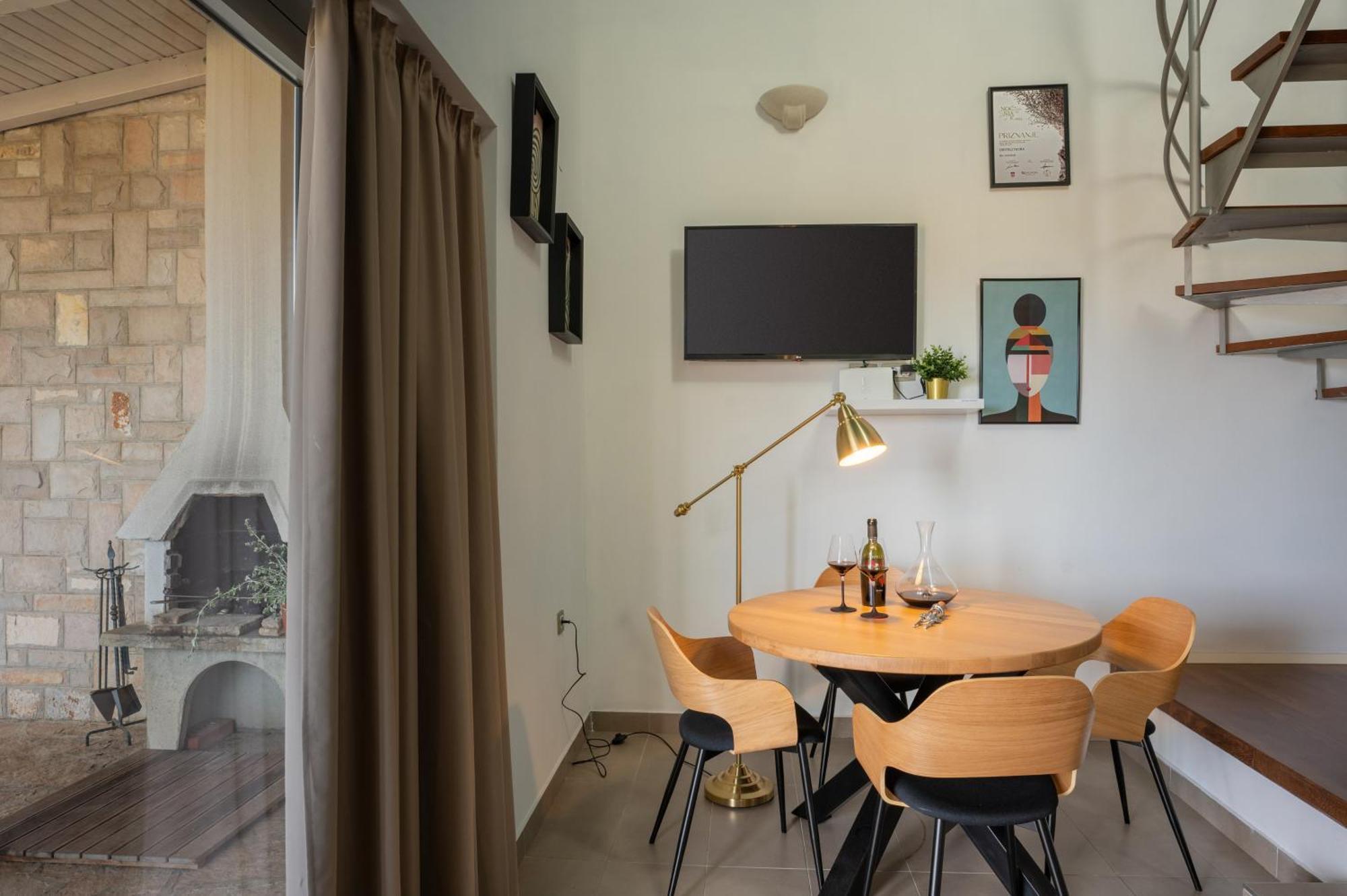 Villas Sole Бол Екстериор снимка